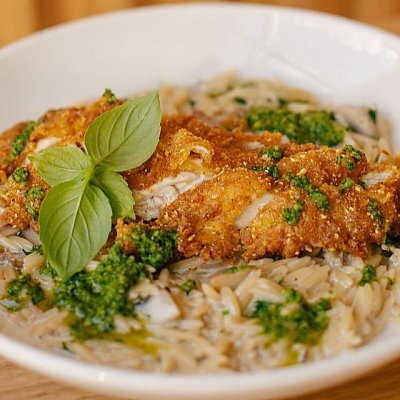 Заказать Орзо с цыплёнком, шампиньонами и песто, PaPi Pizza