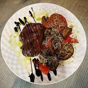 Буженина с овощами гриль, AURA