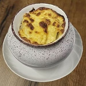 Горшочек с домашними пельменями, AURA