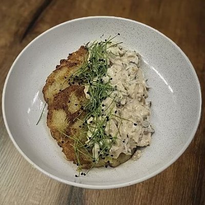 Заказать Драники с курицей и грибами, AURA