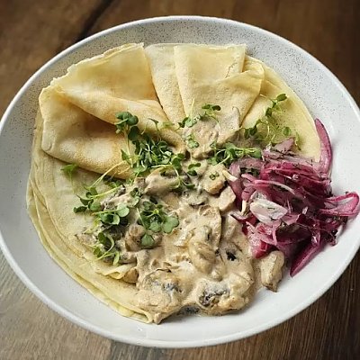 Заказать Блинчики с курицей и грибами, AURA