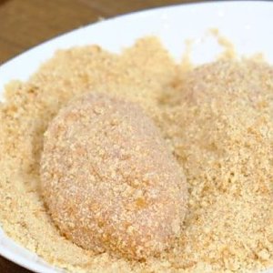 Котлета куриная с маслом и зеленью, Пельмени с характером