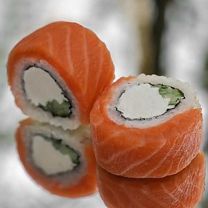 Ролл Филадельфия с огурцом, Мэджик Суши