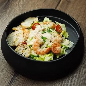 Салат Цезарь с креветками, Амазонка - Минск