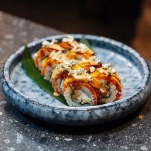 Ролл с креветкой, персиком и форелью, Амазонка - Минск