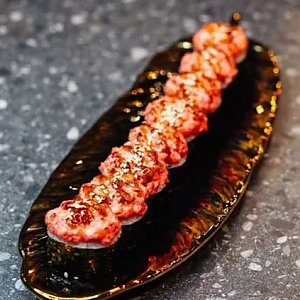 Ролл с опаленным лососем, Амазонка - Минск