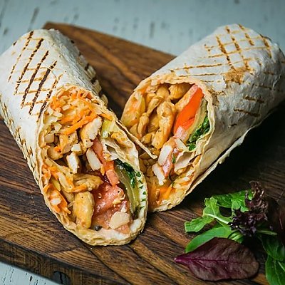 Заказать Шаурма Острая (550г), Первое Семейное Кафе