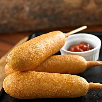 Заказать Корн-Дог, Первое Семейное Кафе