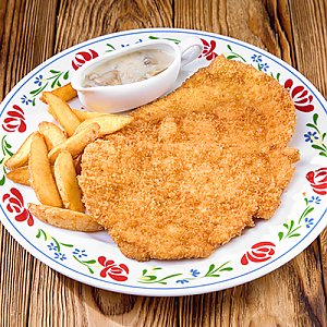 Шницель с грибным соусом и картофельными дольками, Васильки - Мозырь