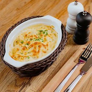 Запеченные пельмени под соусом бешамель, Bresto Testo