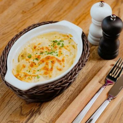 Заказать Запеченные пельмени под соусом бешамель, Bresto Testo