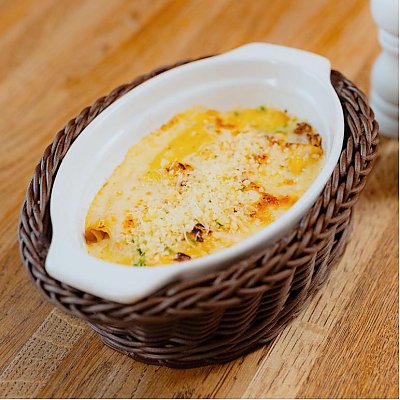 Заказать Каннеллоне с курицей и грибами под соусом бешамель, Bresto Testo