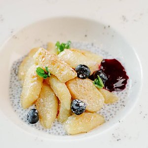 Ленивые вареники из творога с соусом чиа, Bresto Testo