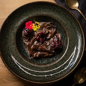 Шоколадные вареники с вишней, Bresto Testo