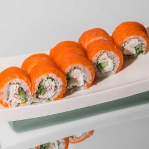 Ролл с форелью и снежным крабом, Хотей