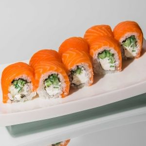 Ролл Филадельфия с огурцом, Хотей