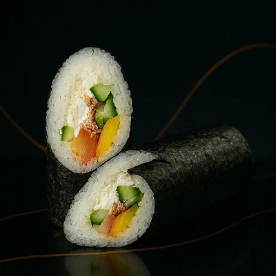 Заказать Суширрито с жареным тунцом, RollBerry