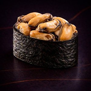 Гункан с мидиями, RollBerry