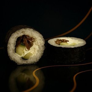 Мак с жареным тунцом, RollBerry