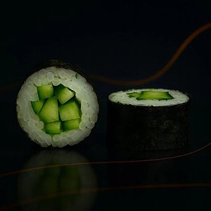 Хосомак с огурцом, RollBerry