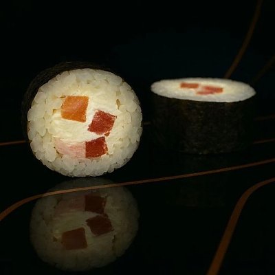 Заказать Футомак с беконом и томатом (4шт), RollBerry