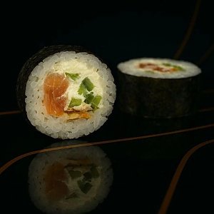 Футомак с угрем и лососем, RollBerry