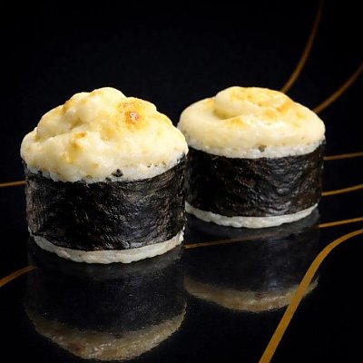 Заказать Ролл запечённый с крабом и сливочно-чесночной шапкой, RollBerry