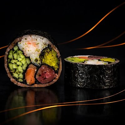 Заказать Кето ролл (лосось, тунец, креветка) в копченом лососе, RollBerry