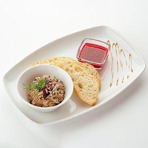 Паштет из куриной печени с клюквенным соусом, Квартал 2.0