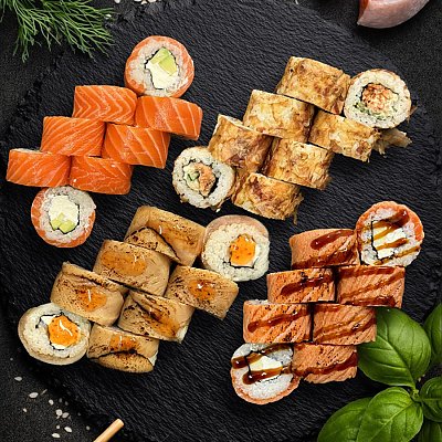 Заказать Сет Нагоя, Ролл на стол