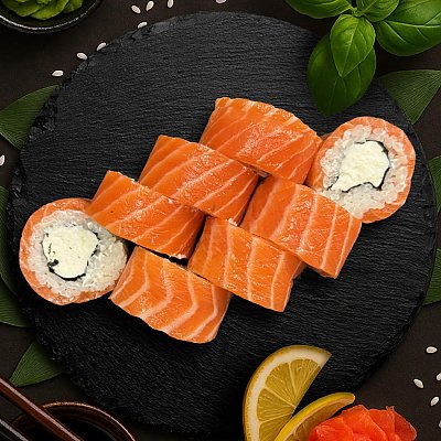 Заказать Ролл Филадельфия с сыром, Ролл на стол