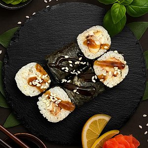 Хосомаки с угрем, Ролл на стол