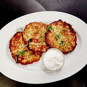 Драники со сметаной, Драники, блины & пельмени