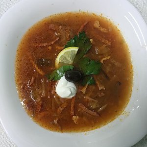 Солянка, Домашняя Трапеза