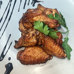 Крылышки Чили, Домашняя Трапеза