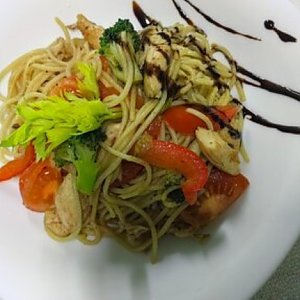 Паста овощная с курицей, Драники, блины & пельмени