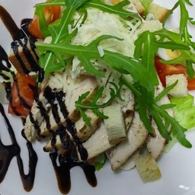 Заказать Салат Цезарь с курицей, Драники, блины & пельмени