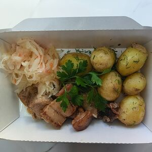 Картофель молодой со шкварками, Домашняя Трапеза