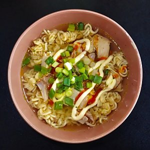 Роллтон с курицей, Сайгон у Нины