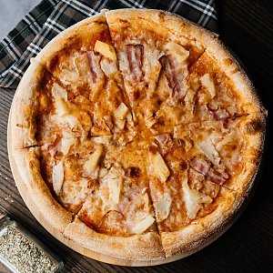 Пицца Та Самая Гавайская, Пиццерия ДОМ