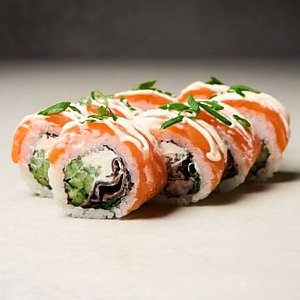 Ролл Филадельфия с трюфельным соусом, Много Рыбы