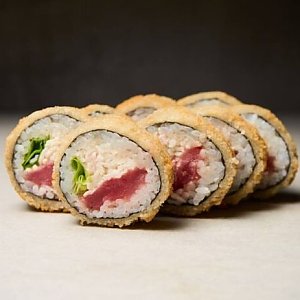 Ролл Темпура с тунцом и крабом, Много Рыбы