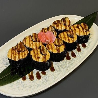 Заказать Запеченый ролл с мидиями, Много Рыбы