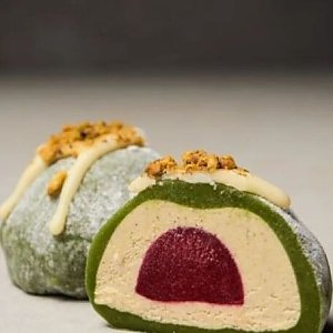 Моти Фисташка-малина, Много Рыбы