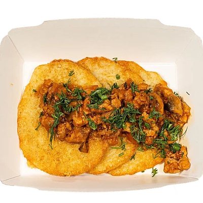 Заказать Драники с поджаркой из свинины, Панакота