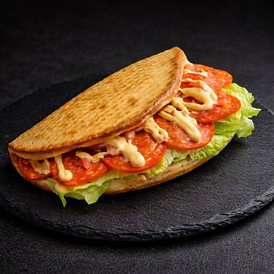 Заказать Пита с пепперони, Фьюжн Пицца