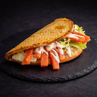 Заказать Пита с лососем, Фьюжн Пицца