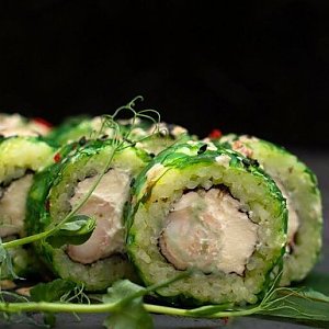 Ролл Чука креветка, Golden Chef Sushi