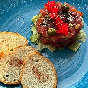 Тартар из тунца, Golden Chef Sushi