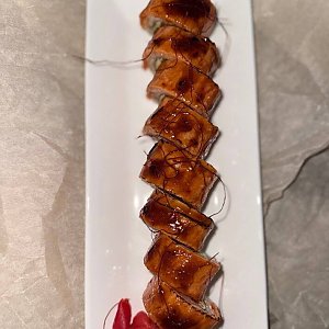 Ролл Красный дракон, Бар Медведь